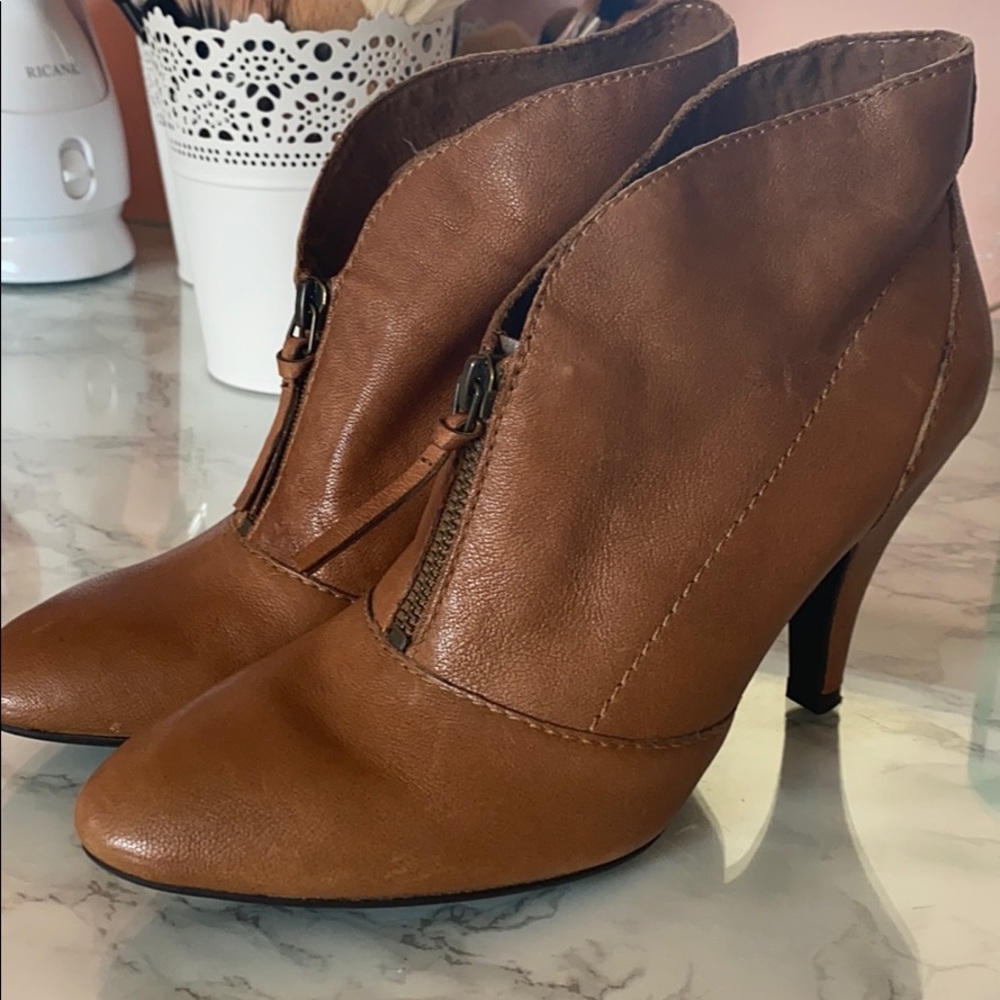 NINE WEST Booties